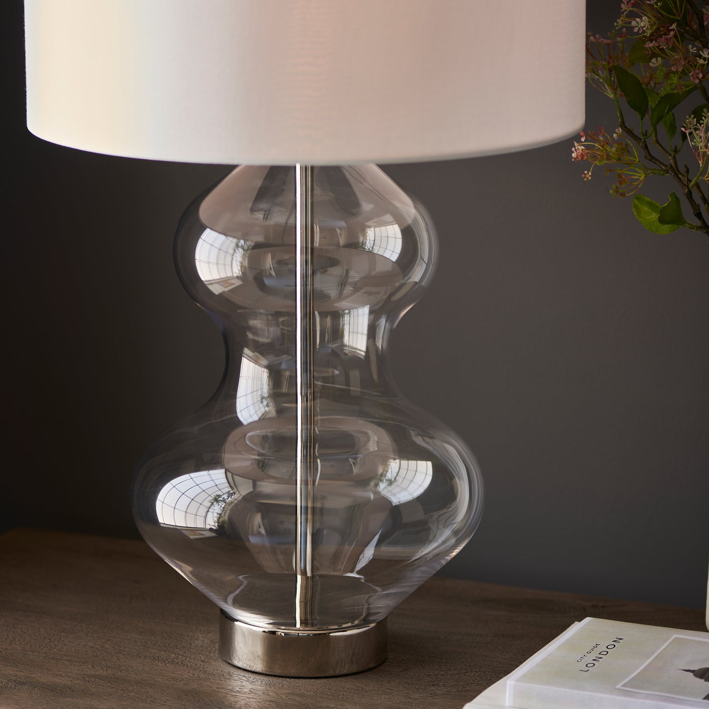 Kelda Shaped Table Lamp Vintage White