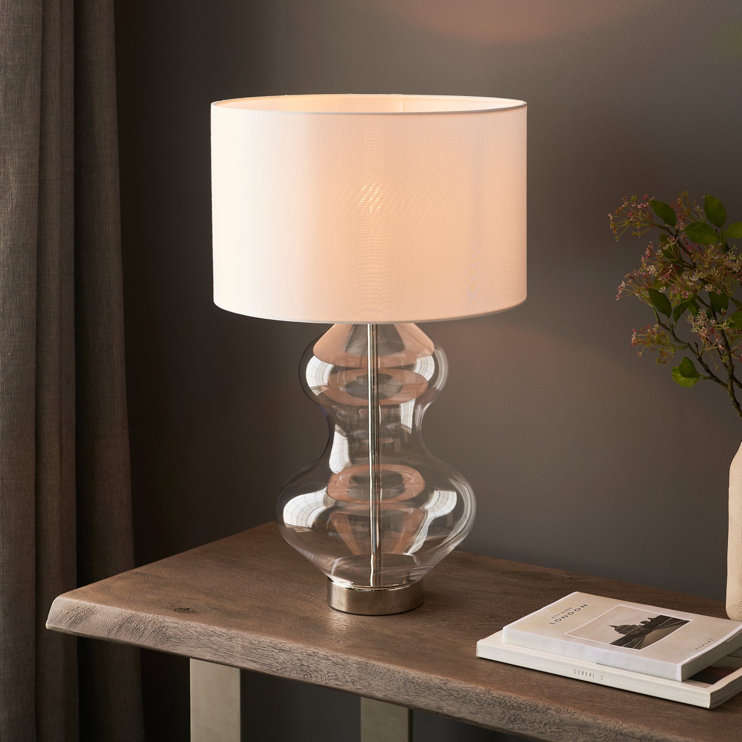 Kelda Shaped Table Lamp Vintage White