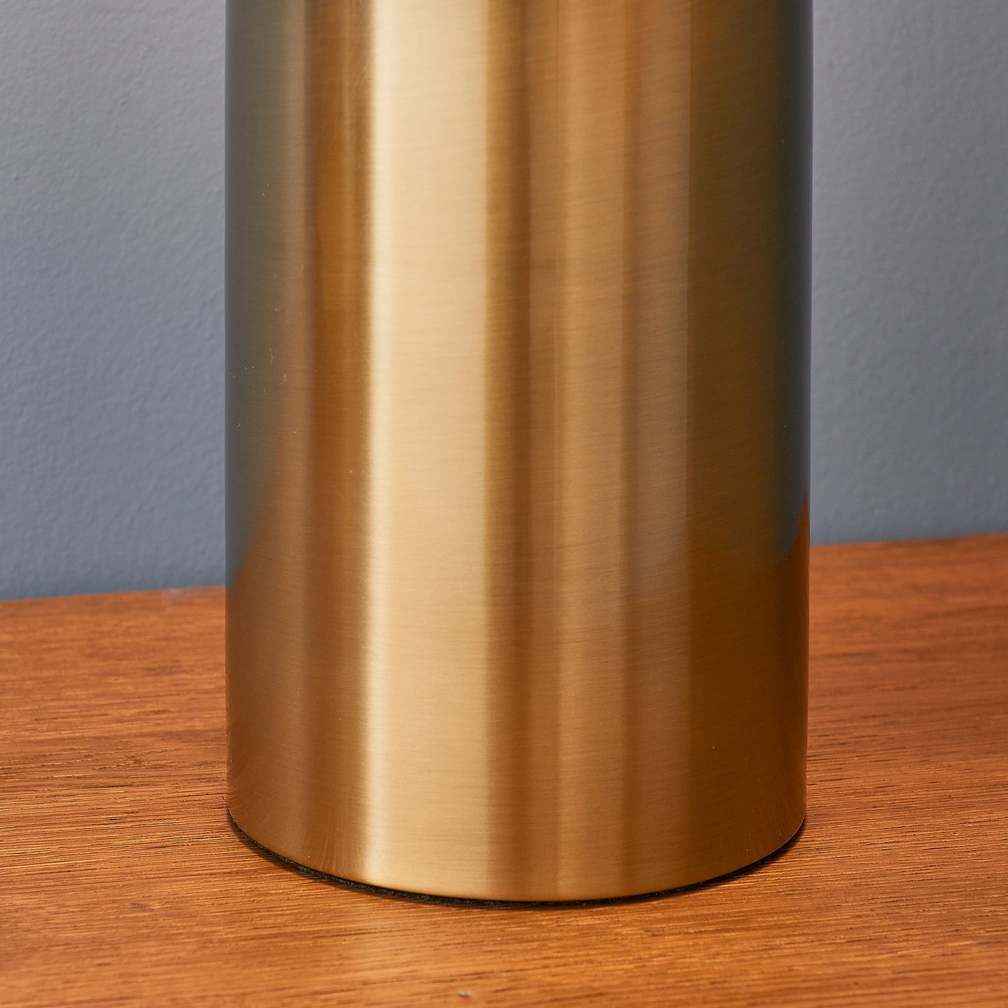 Nova Table Lamp